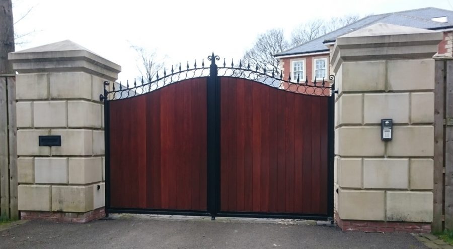 Hardwood Gate 29